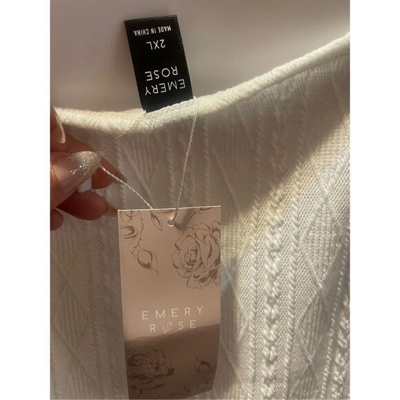 NEW Womens White Strappy Tank TOP SZ XXL Emery Rose Tags - Picture 6 of 7